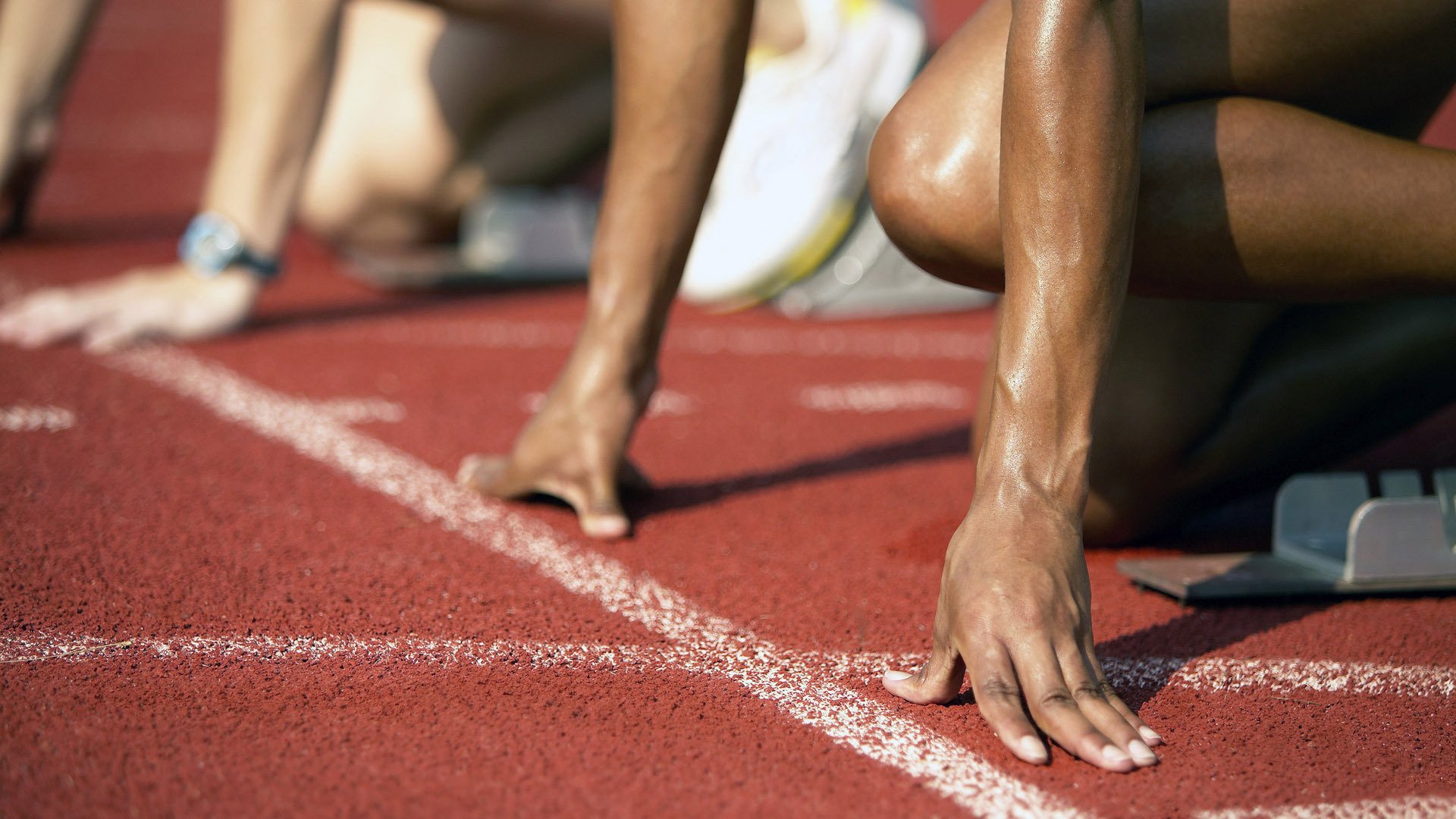 拼搏青春是中国篮球的底色，拼搏是青春的底色演讲稿