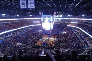 华体会登录入口-传奇巨星：詹姆斯和杜兰特的巅峰对决！，nba詹姆斯和杜兰特