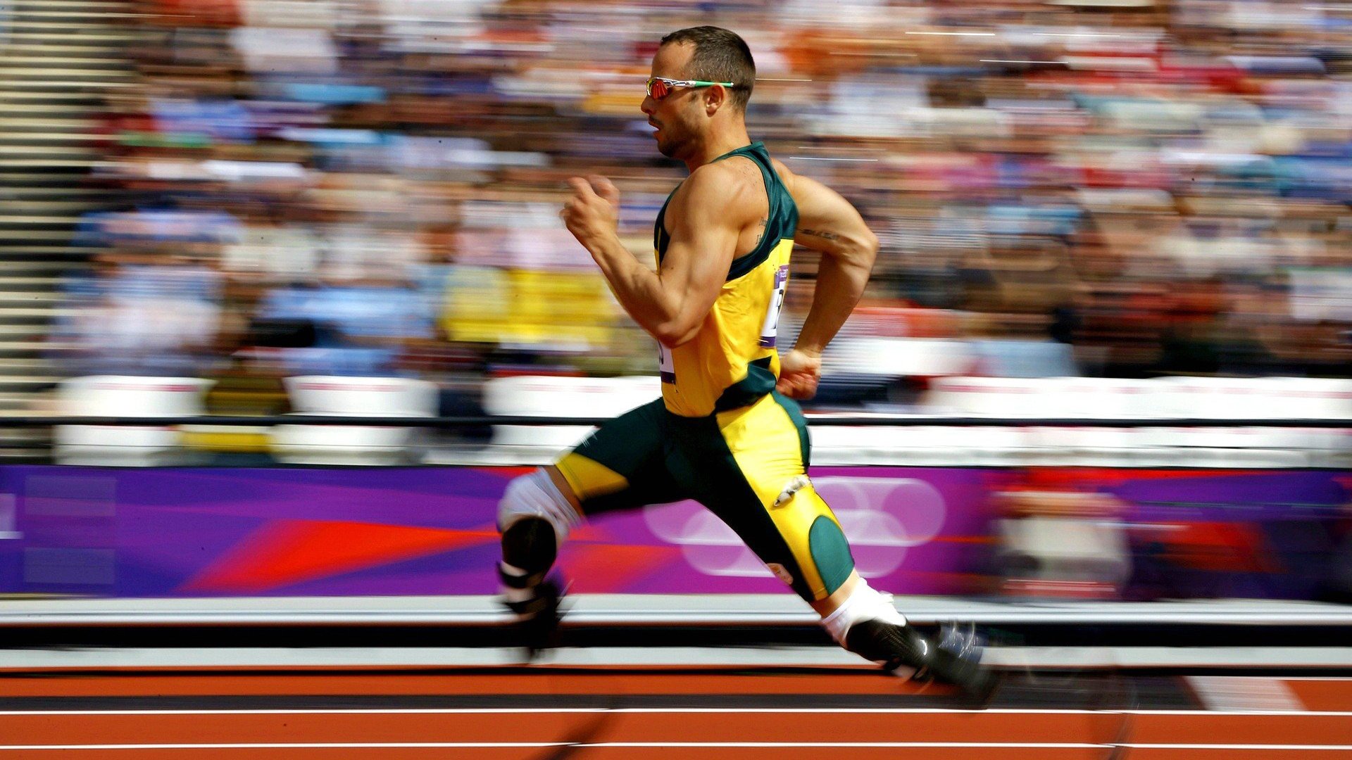 欧洲杯历史上的经典时刻在社媒上被回放，回顾欧洲杯