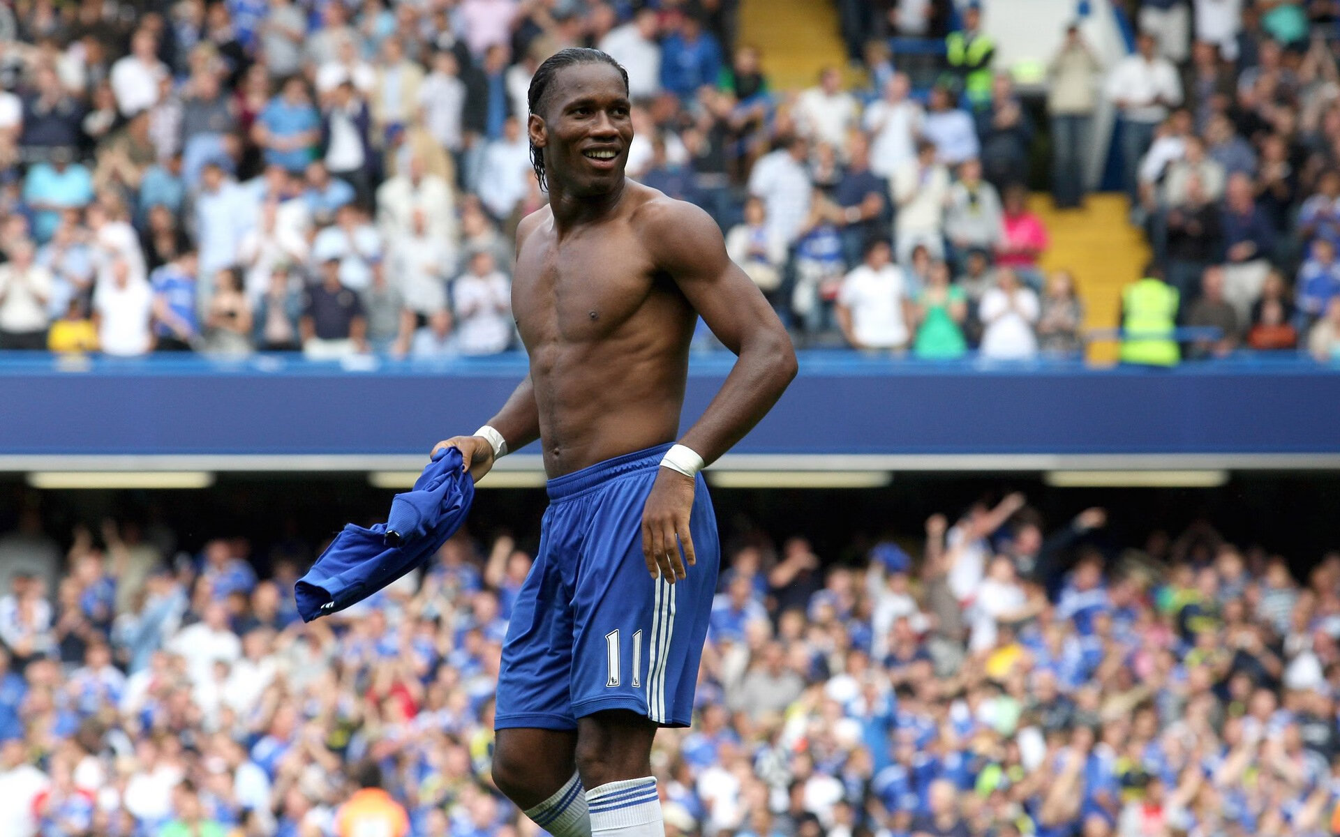 皇马小将闪耀赛场，老将表现稳健，皇马小组